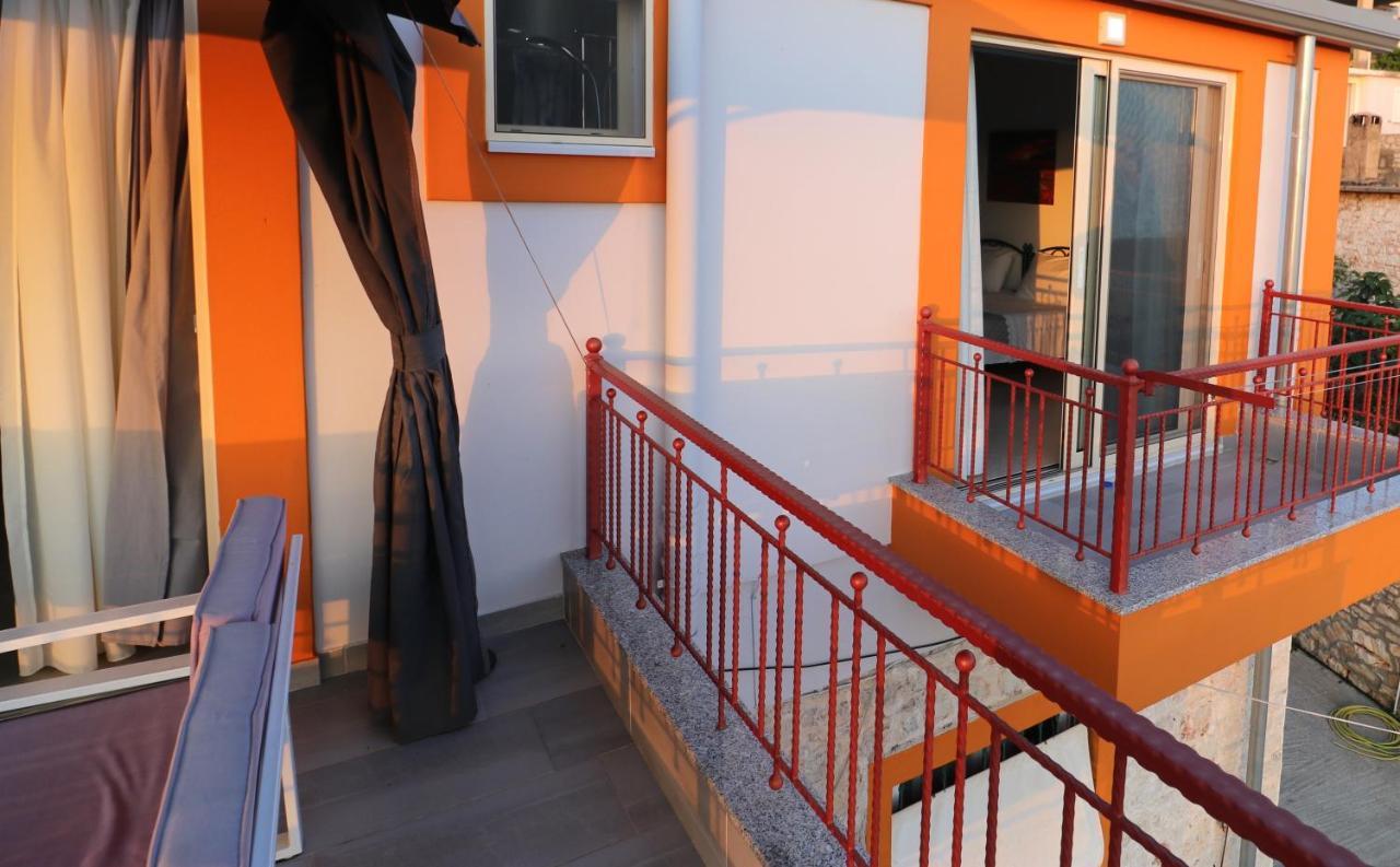 Ildora Qimon Himare Exterior foto