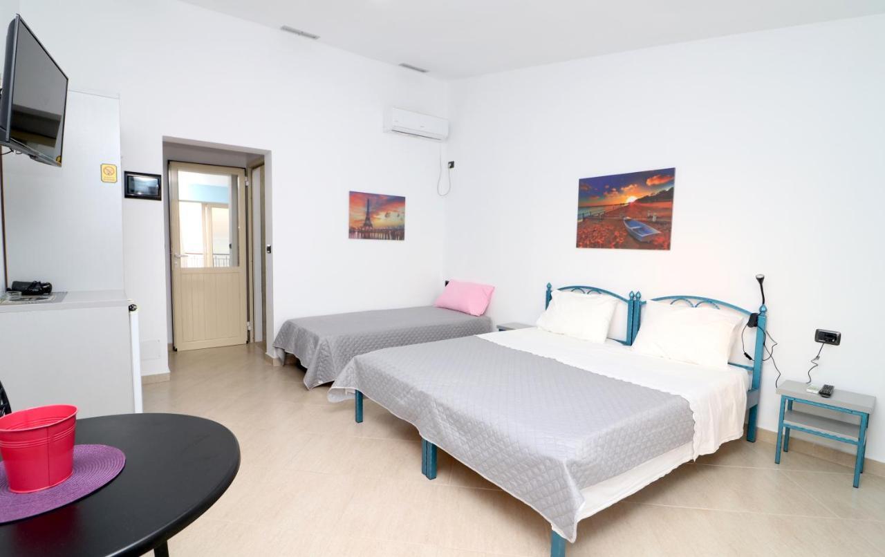 Ildora Qimon Himare Exterior foto