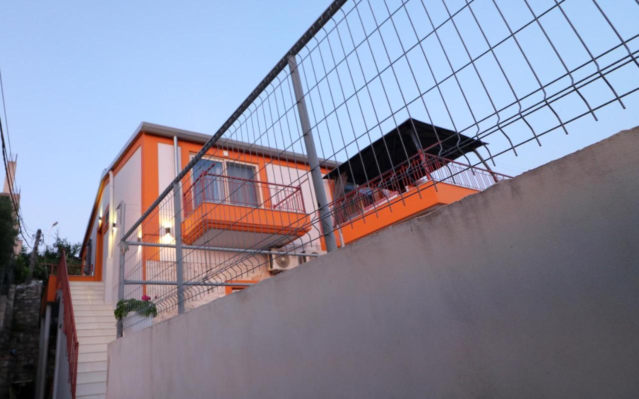 Ildora Qimon Himare Exterior foto